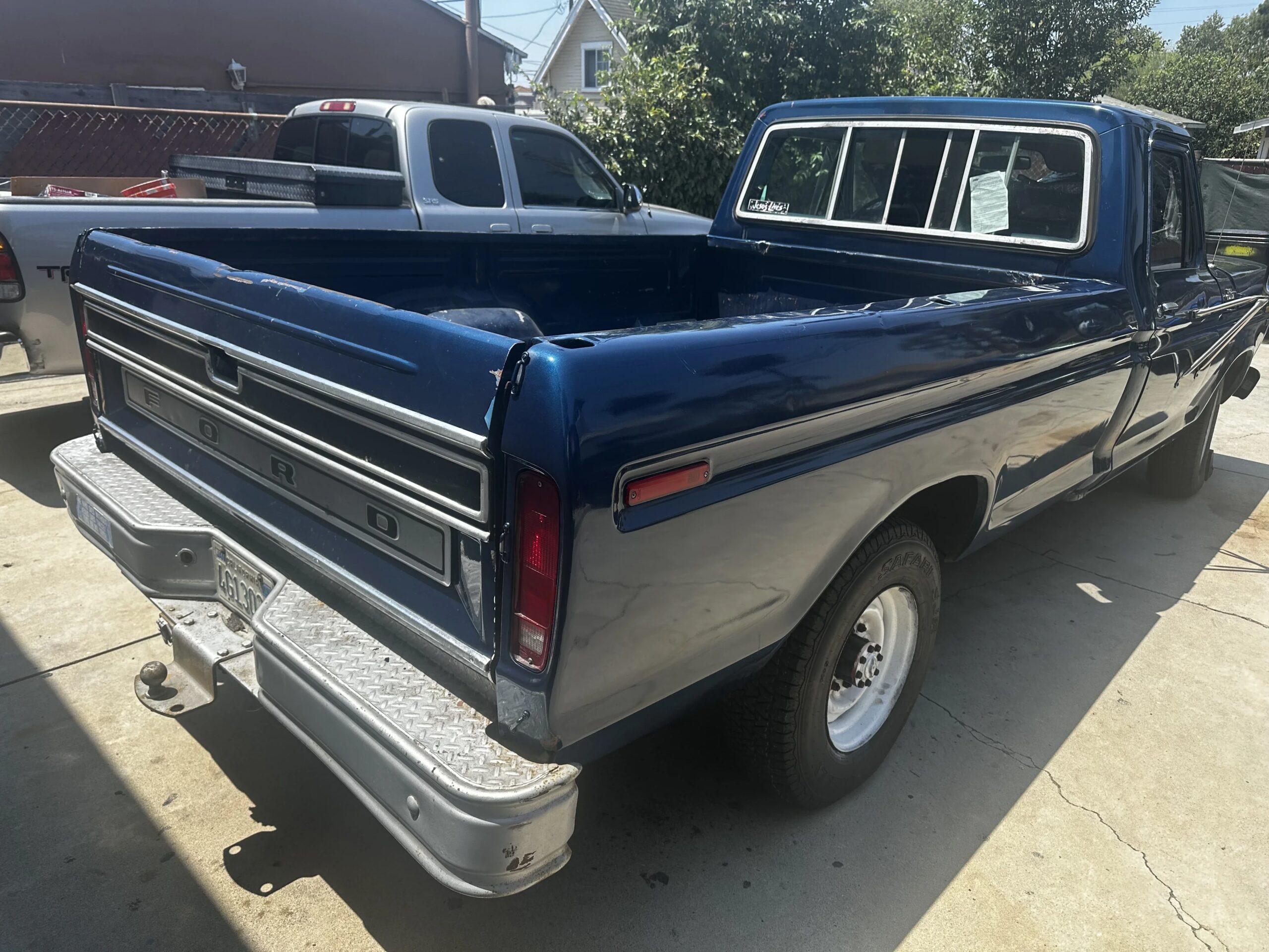 Ford-F250-2wd-regular-cab-1977-Blue-4