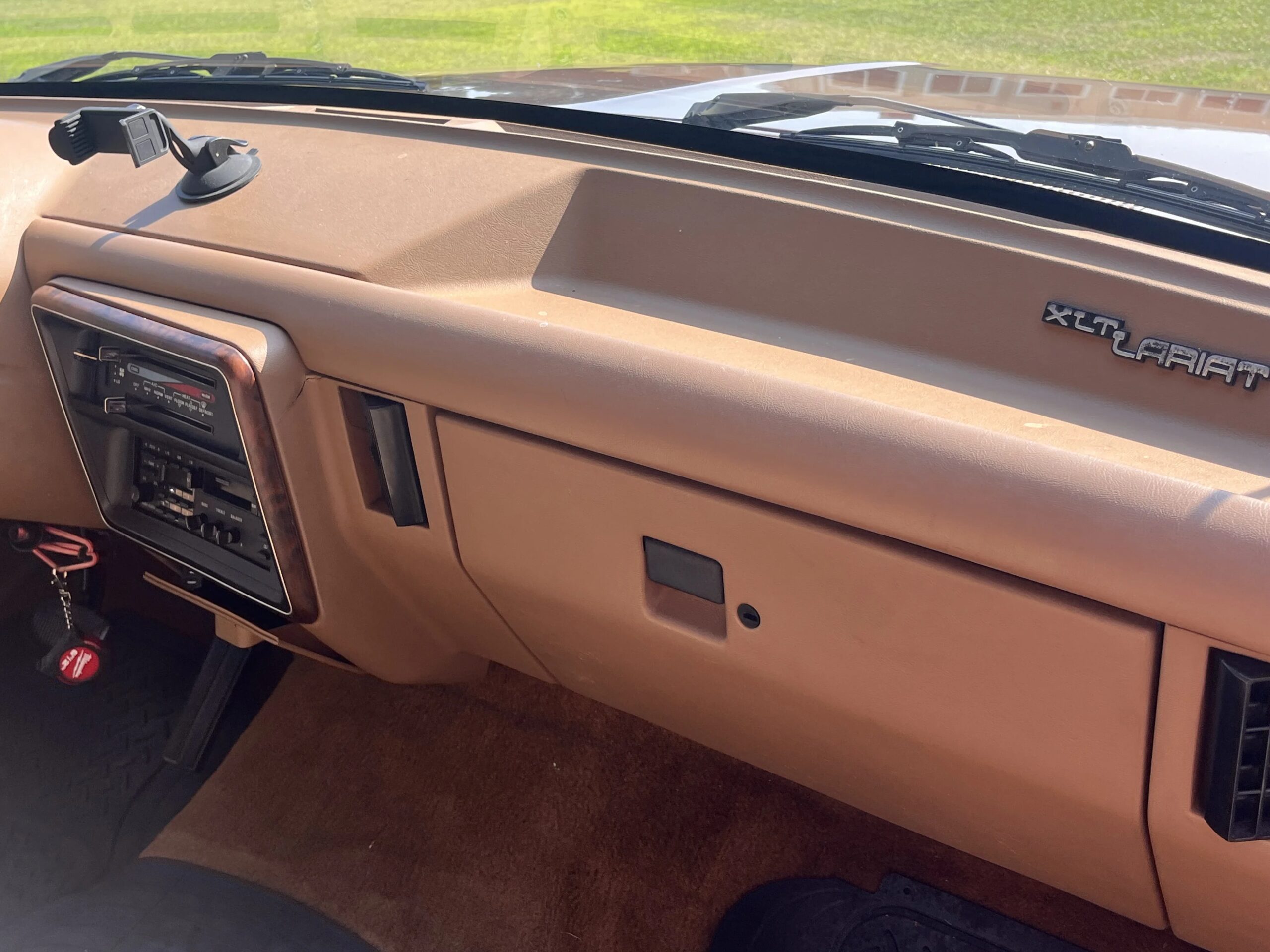 Ford-F250-2wd-regular-cab-1989-Brown-Tan-1