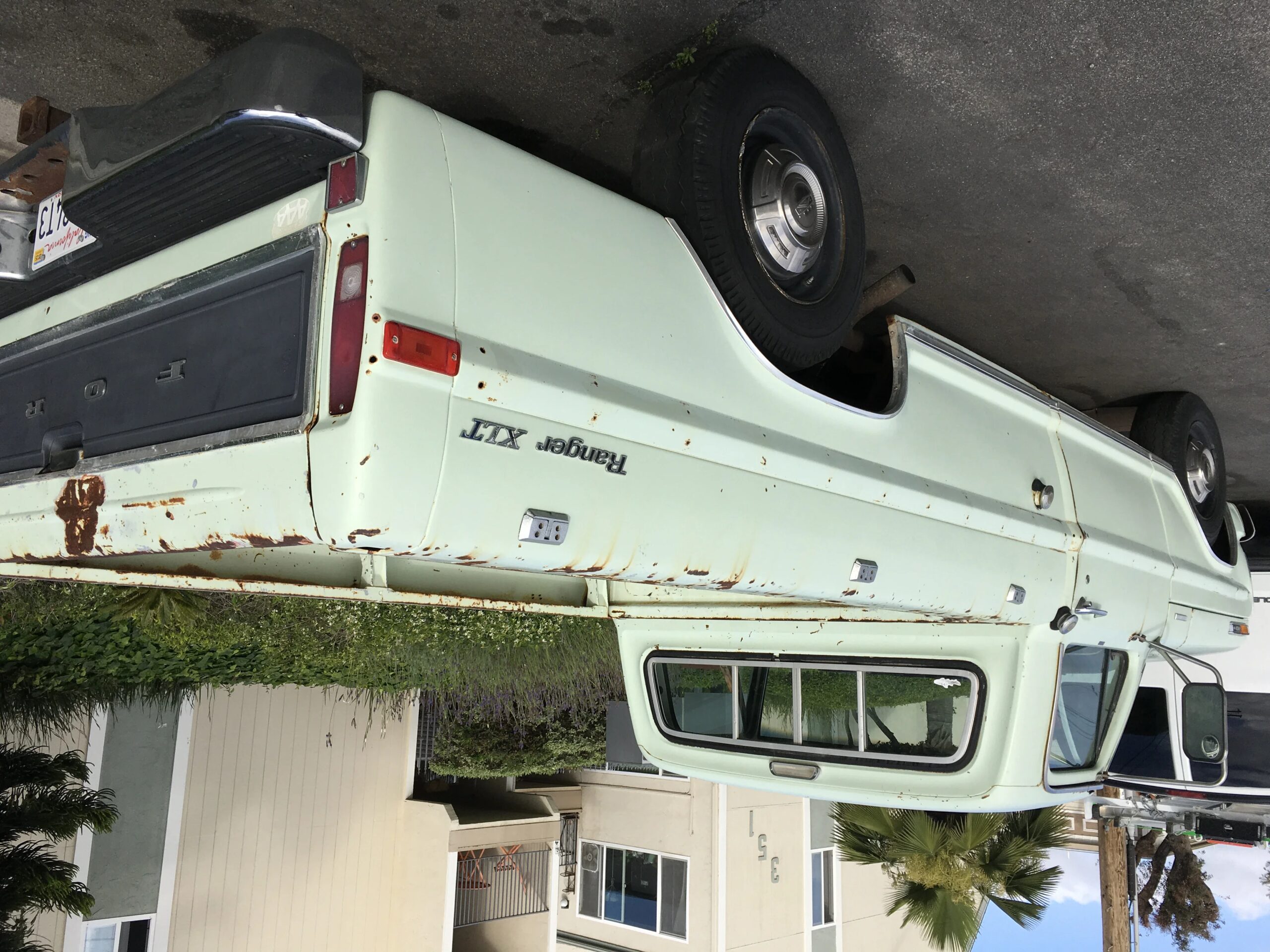 Ford-F250-2wd-regular-cab-xlt-1971-Green-Green-10