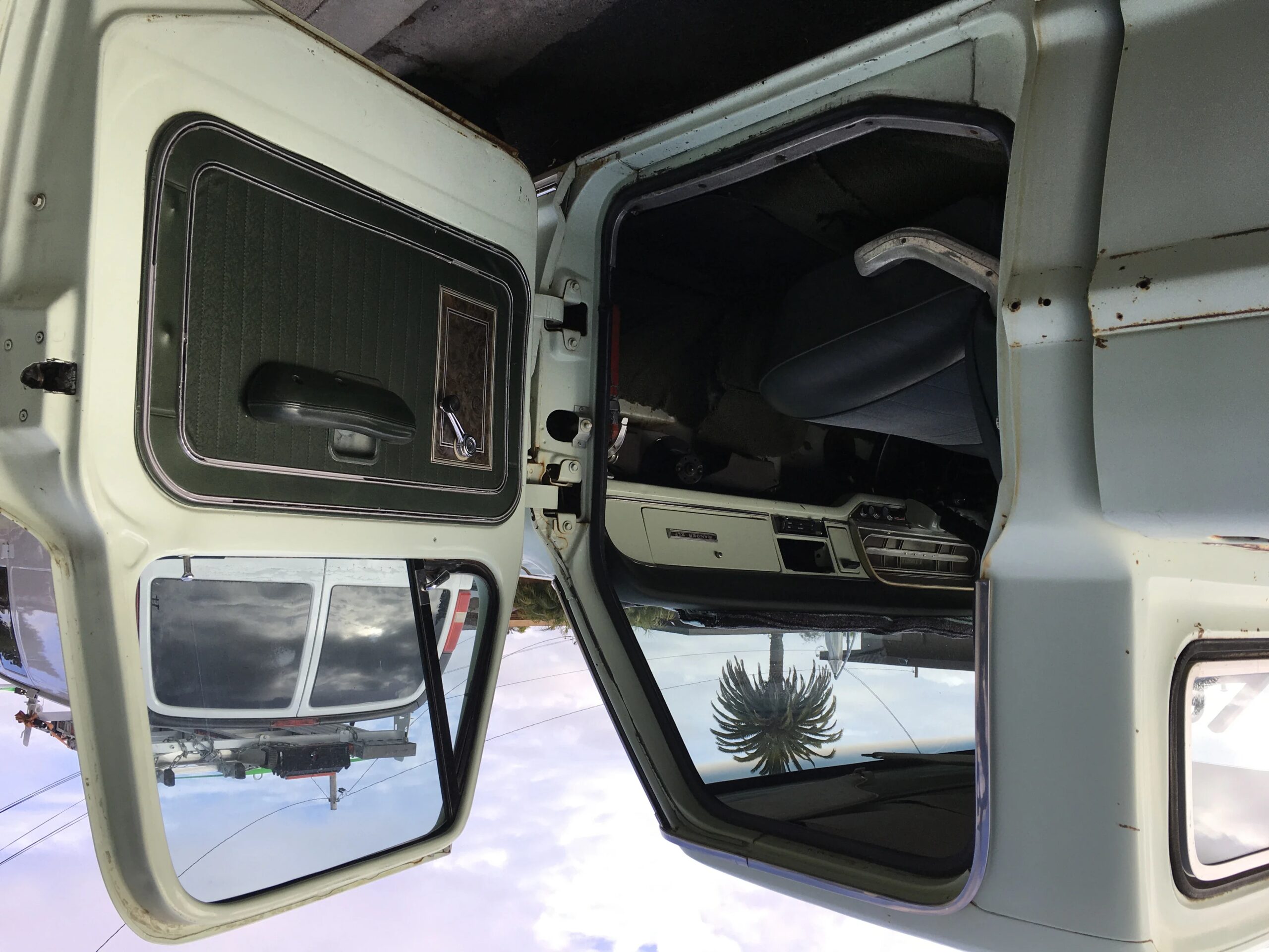 Ford-F250-2wd-regular-cab-xlt-1971-Green-Green-18