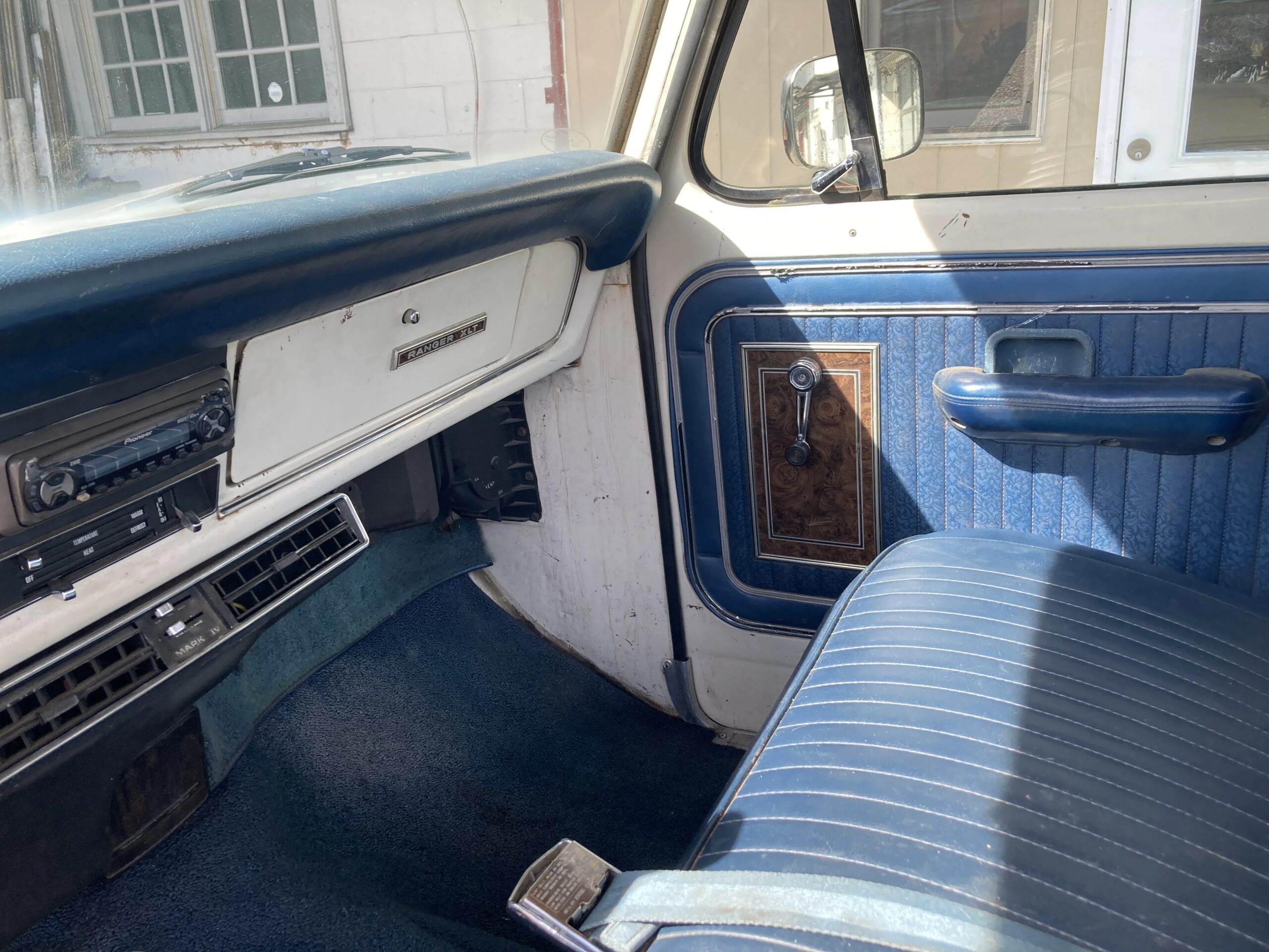 Ford-F250-2wd-regular-cab-xlt-1972-Blue-Blue-9