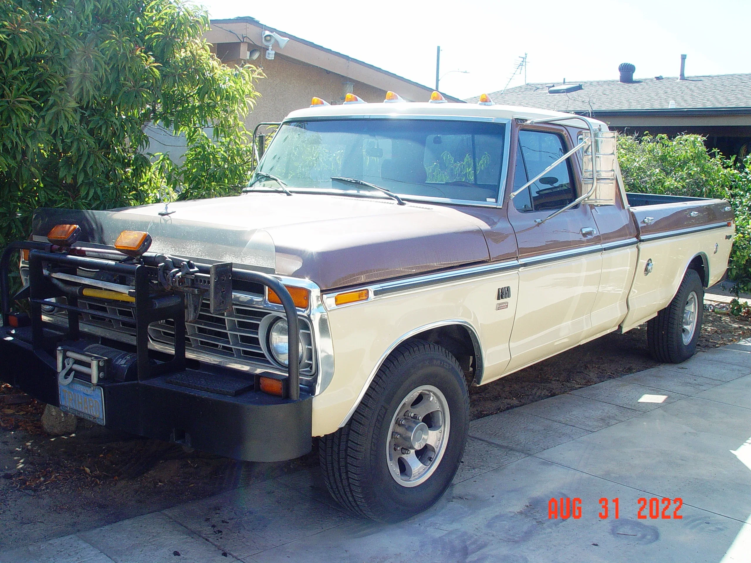 Ford-F250-2wd-supercab-1975-Beige-Brown-8