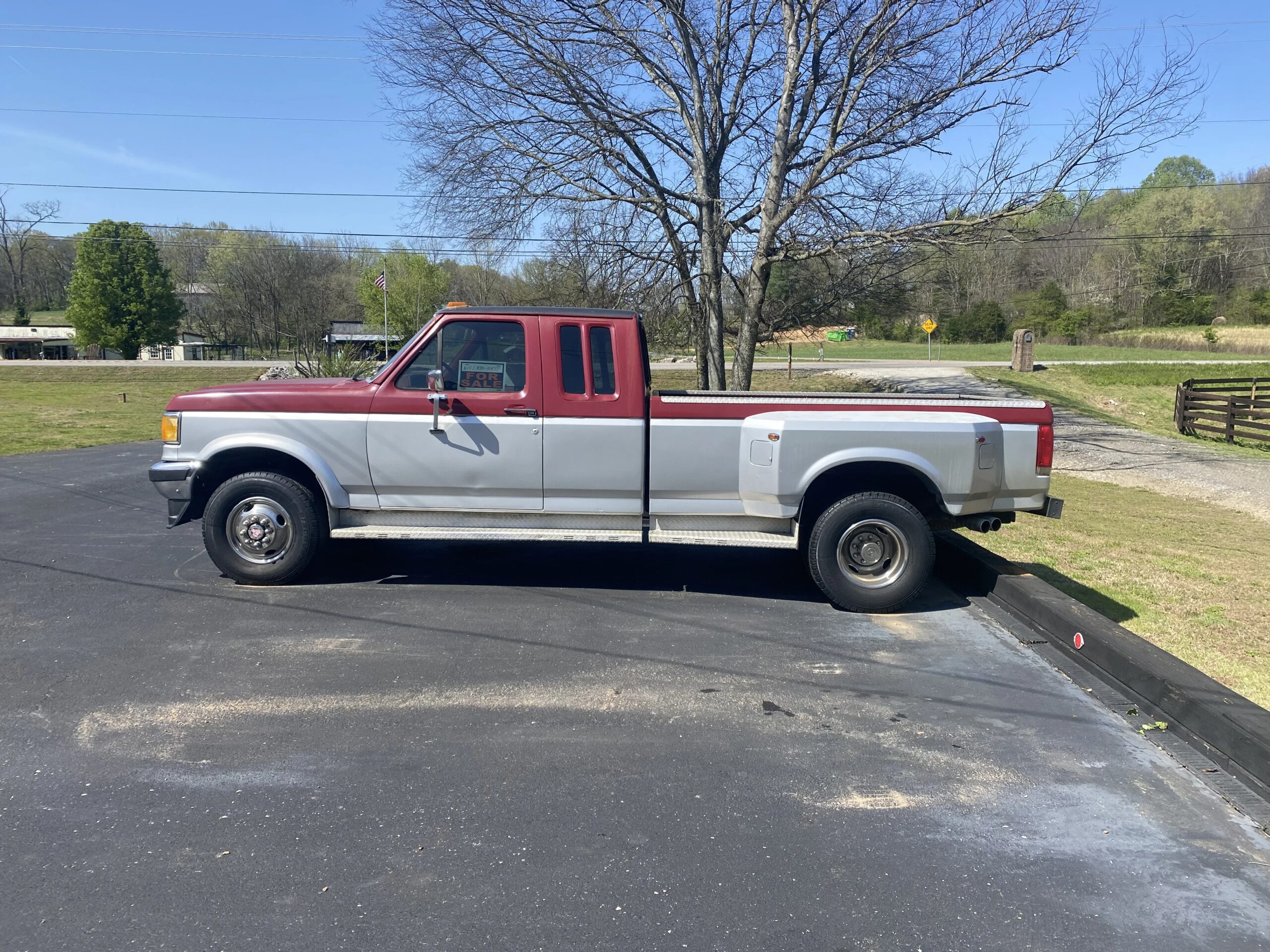 Ford-F250-4x4-crew-cab-heavy-duty-1989-Silver-Burgundy
