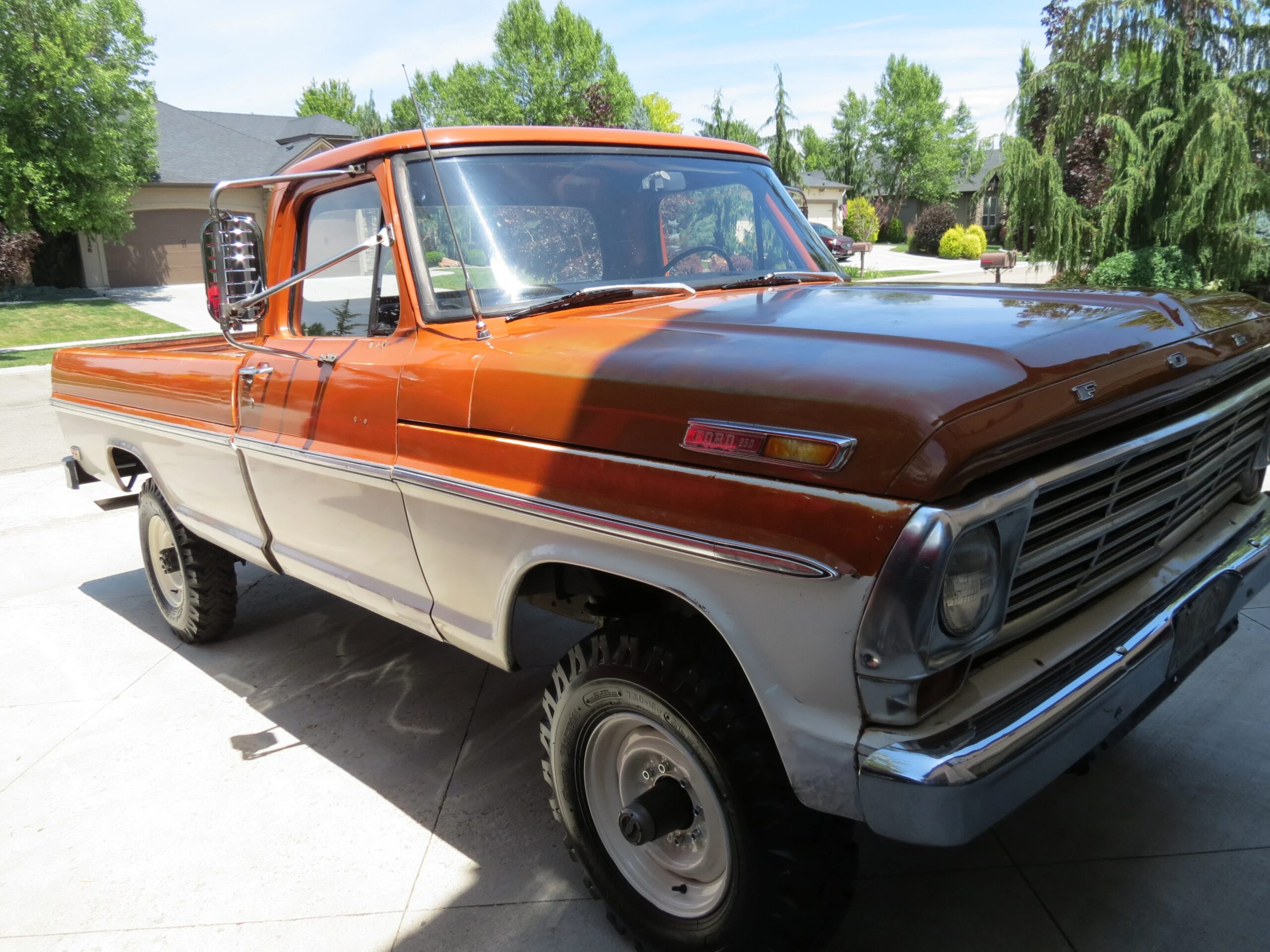 Ford-F250-4x4-regular-cab-1969-Other-Black-22