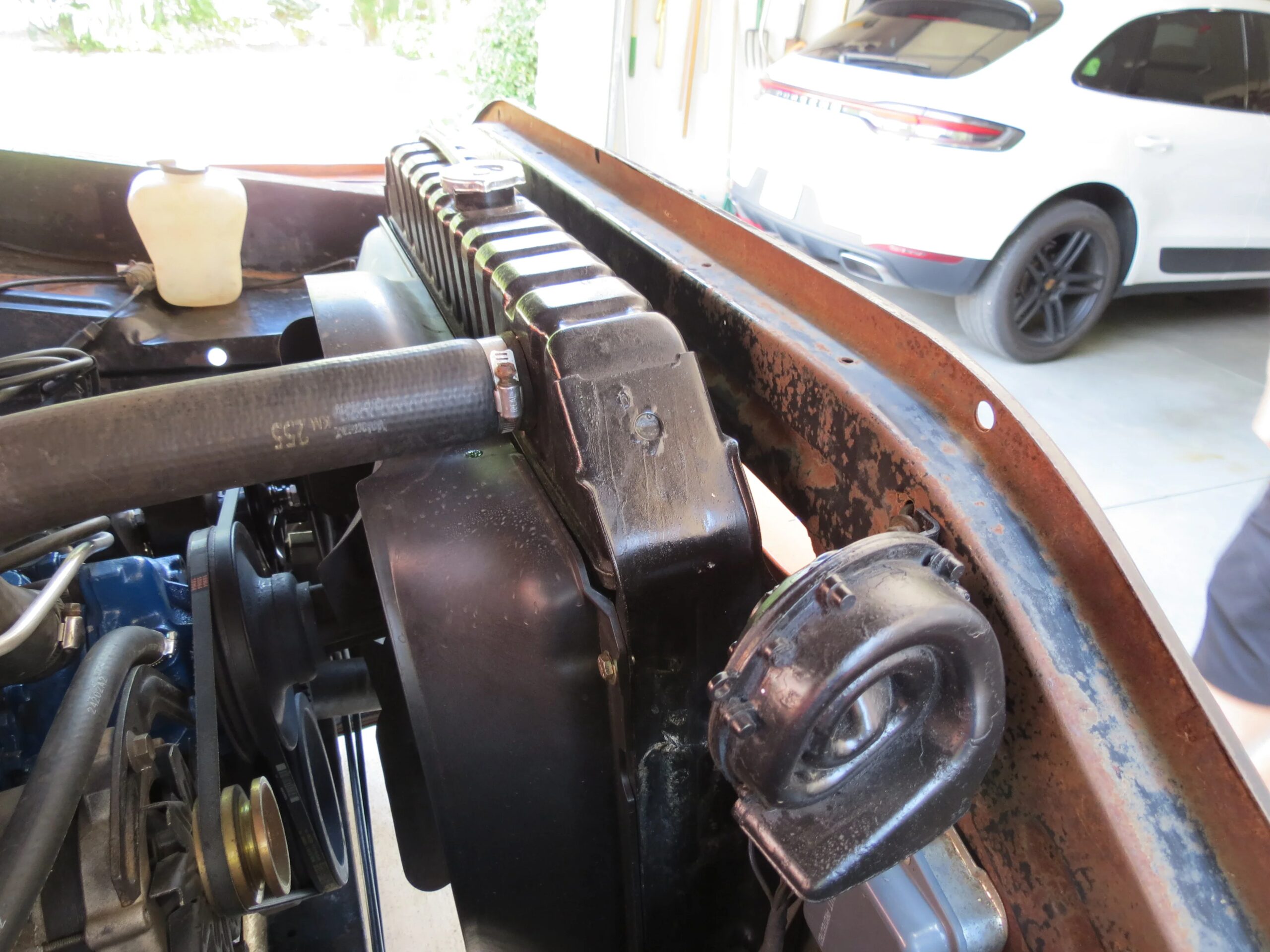 Ford-F250-4x4-regular-cab-1969-Other-Black-3