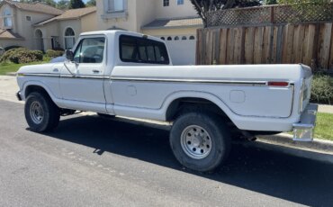 Ford-F250-4x4-regular-cab-1978-White-Red