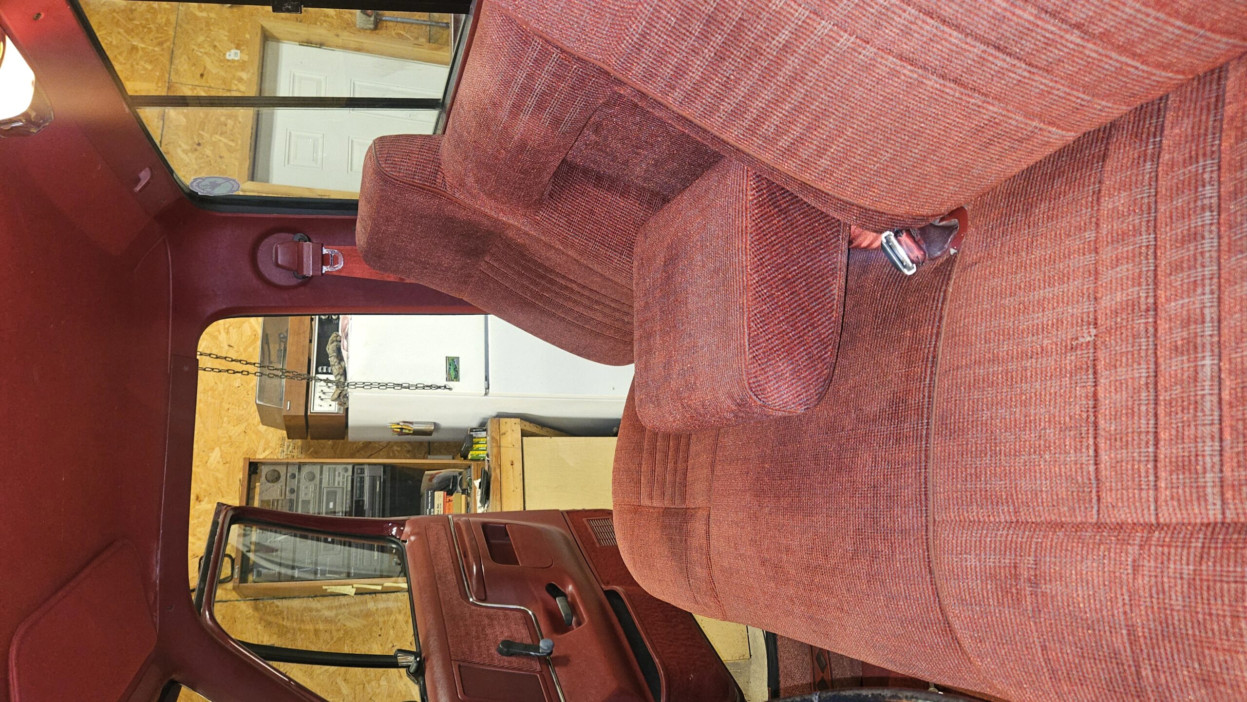 Ford-F250-4x4-regular-cab-1989-Burgundy-Burgundy-17