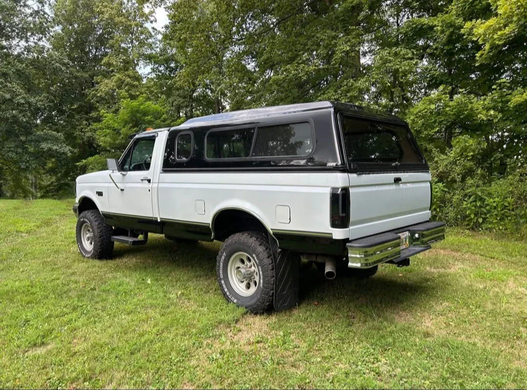 Ford-F250-4x4-regular-cab-1994-Off-White-Gray-1