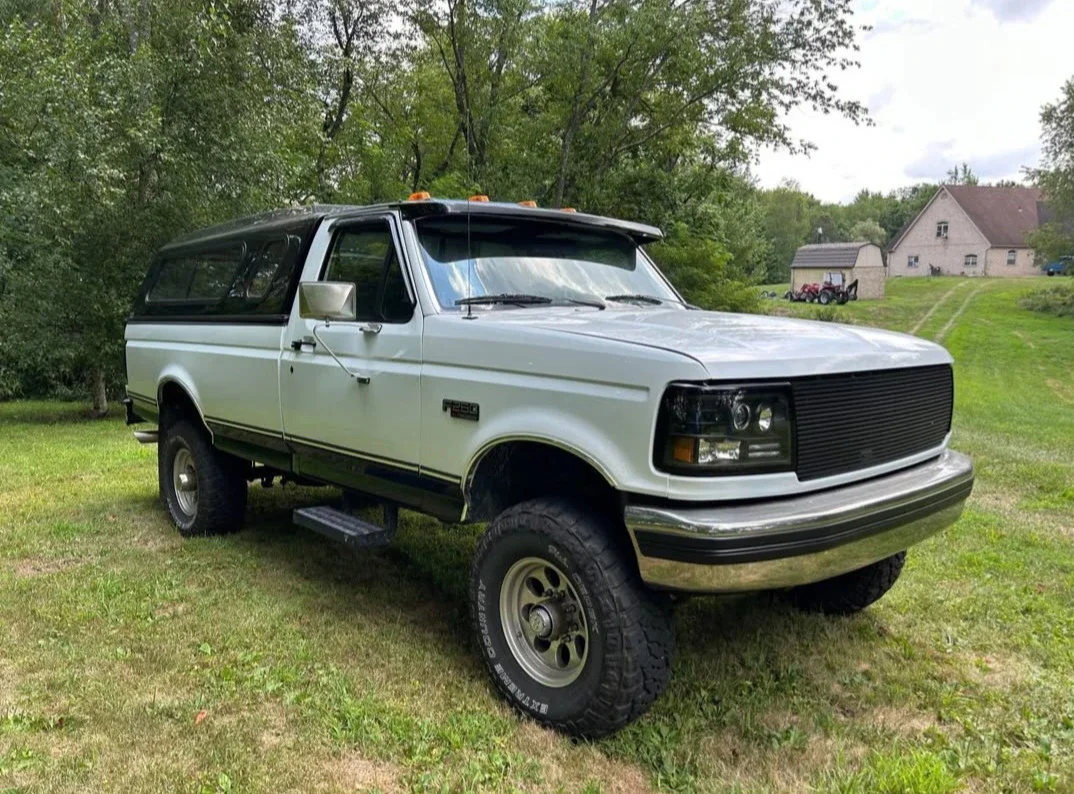 Ford-F250-4x4-regular-cab-1994-Off-White-Gray-5