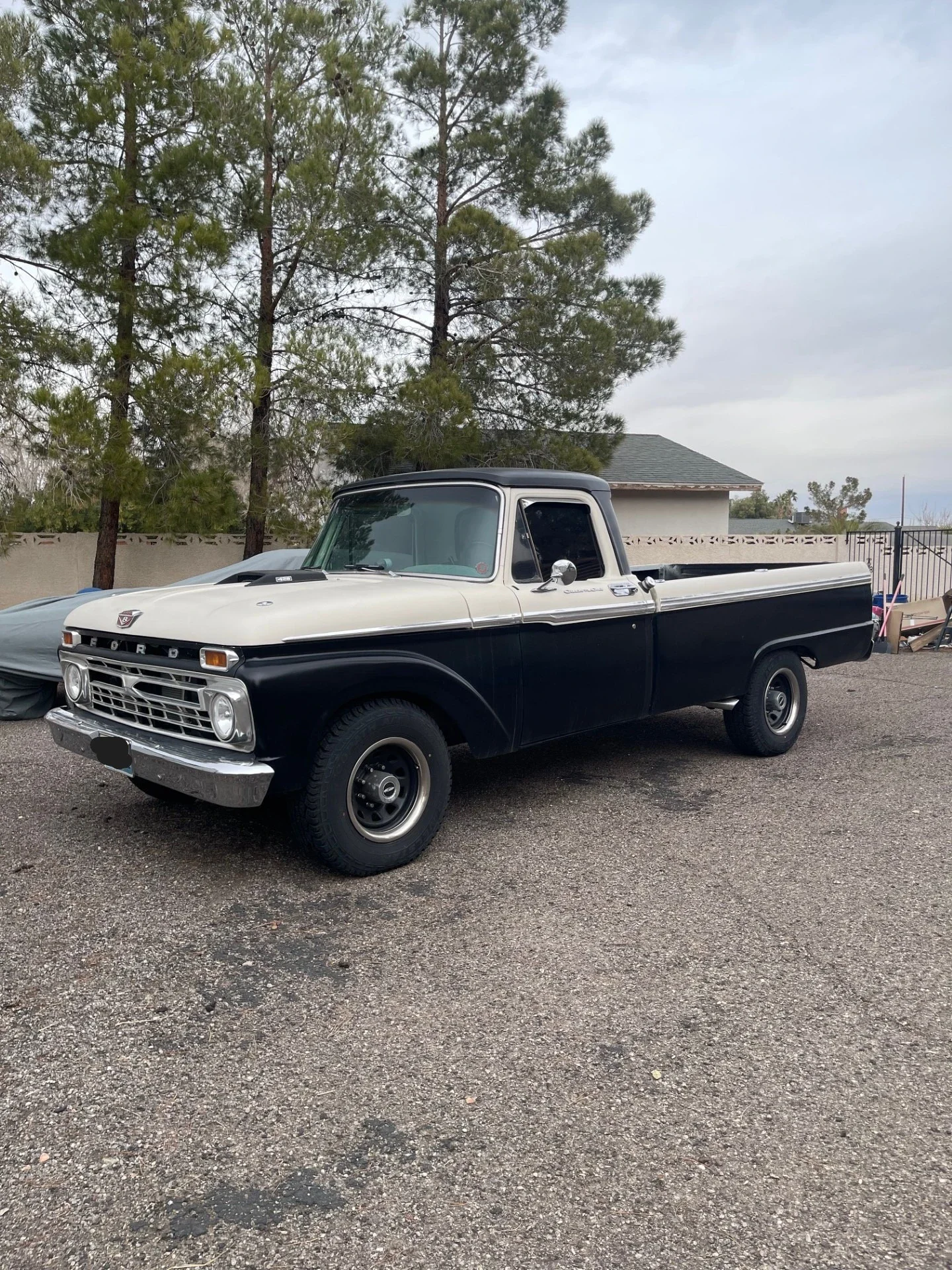Ford-F250-camper-special-1965-Black-Black-2