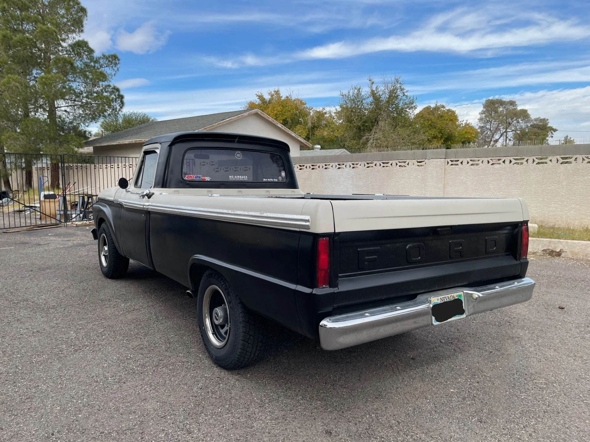 Ford-F250-camper-special-1965-Black-Black-6