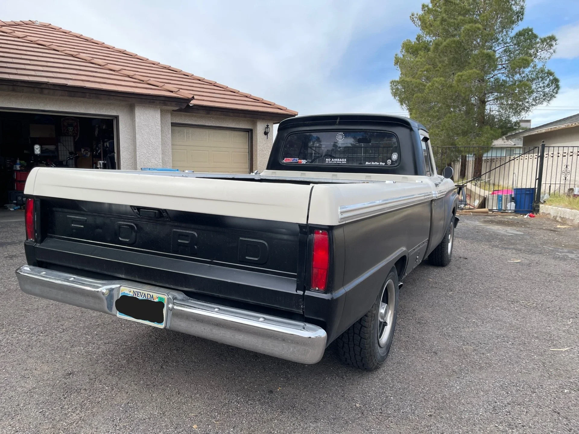Ford-F250-camper-special-1965-Black-Black-7