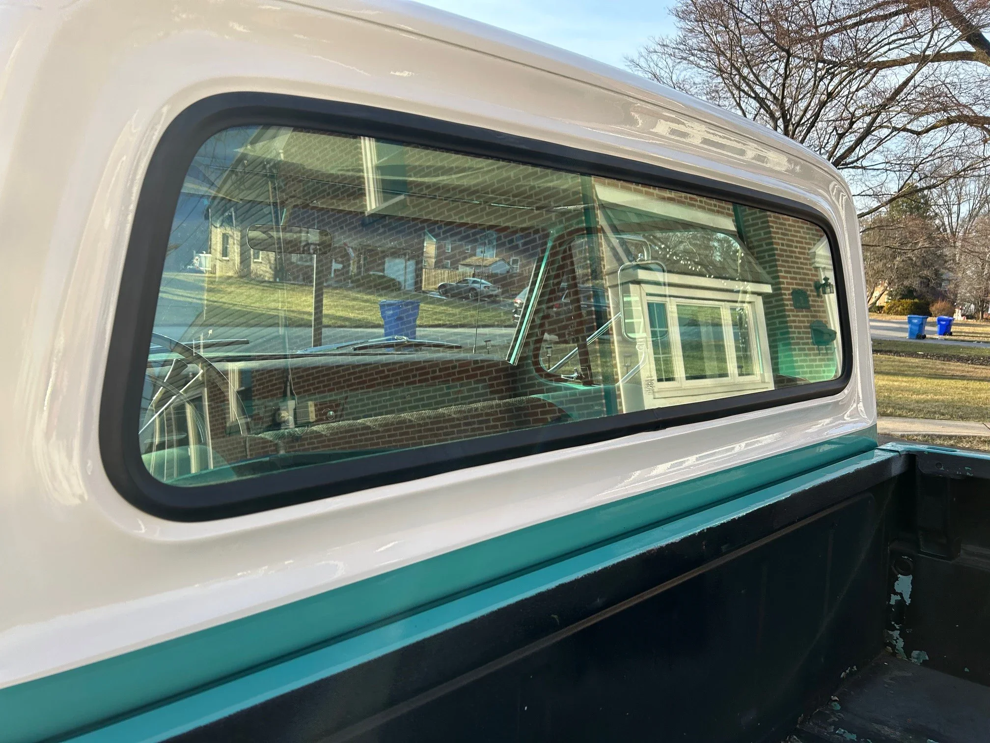 Ford-F250-camper-special-1967-Aqua-1