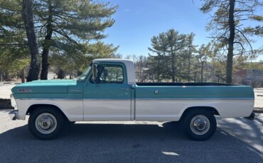 Ford-F250-camper-special-1967-Aqua-2