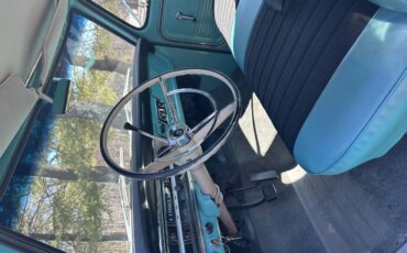 Ford-F250-camper-special-1967-Aqua-7