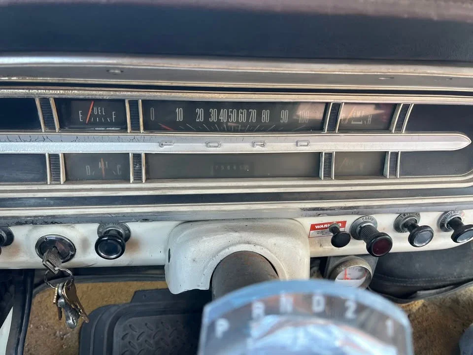 Ford-F250-camper-special-1972-Tan-Brown-19