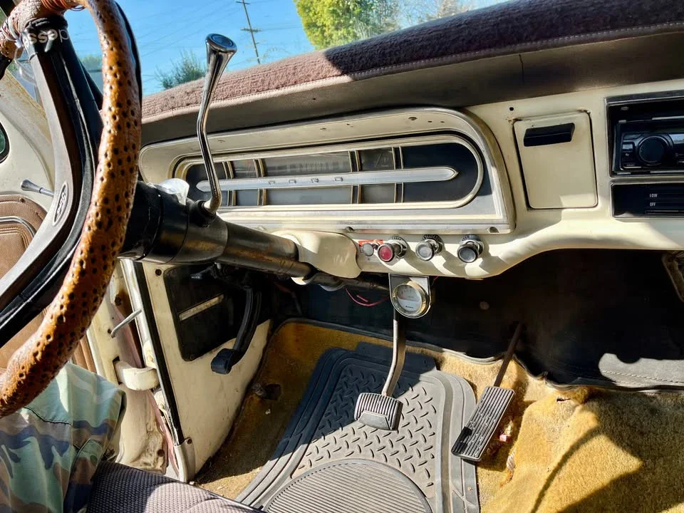 Ford-F250-camper-special-1972-Tan-Brown-8