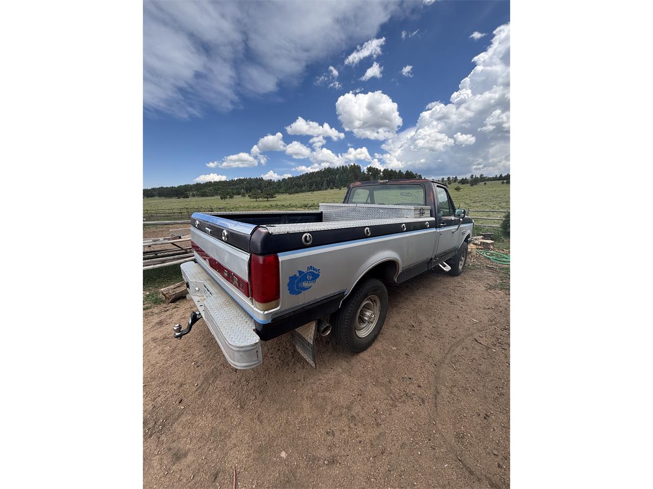 Ford-F250-lariat-1989-Blue-and-silver-blue