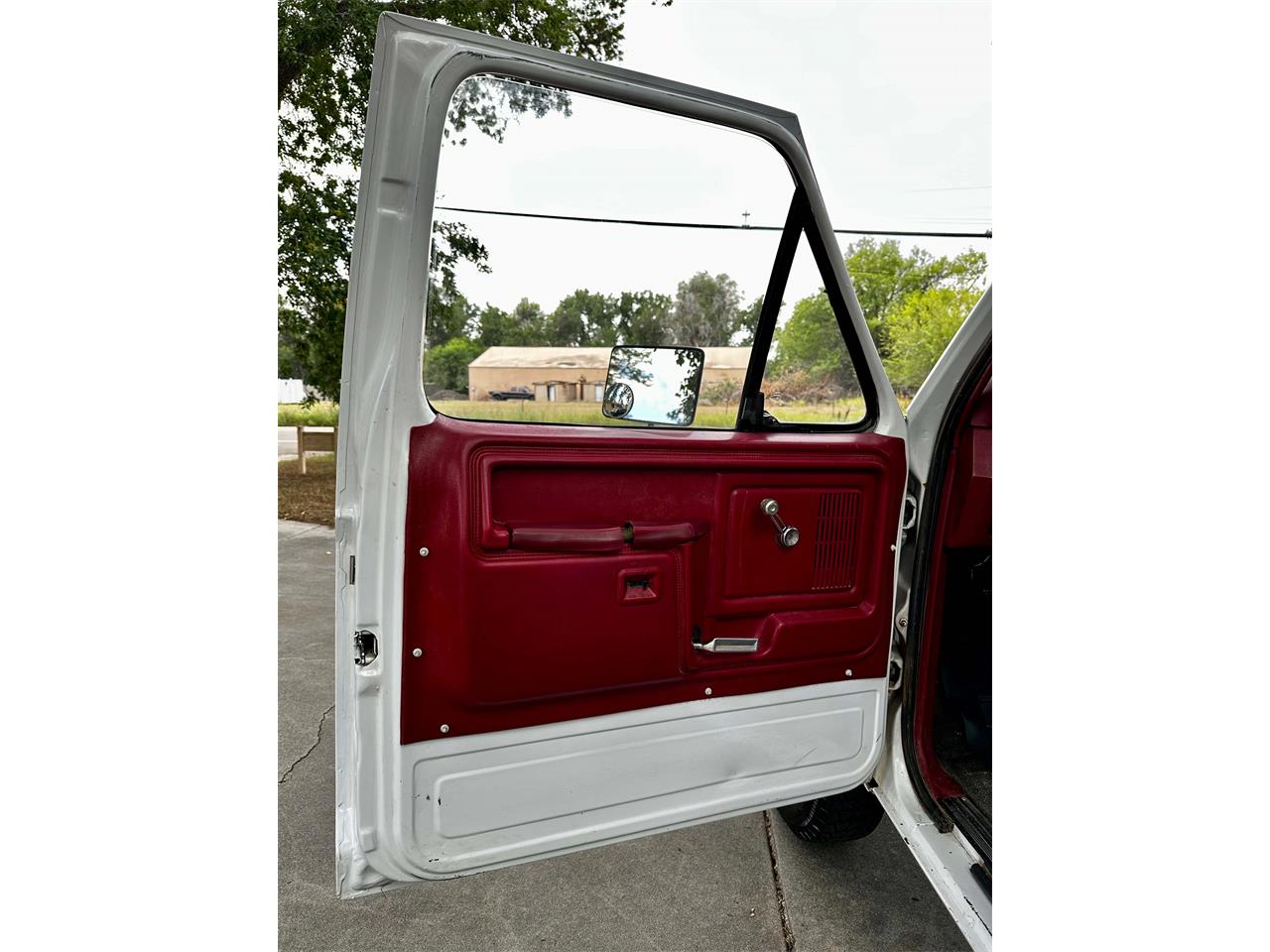 Ford-F350-1981-White-Red-18