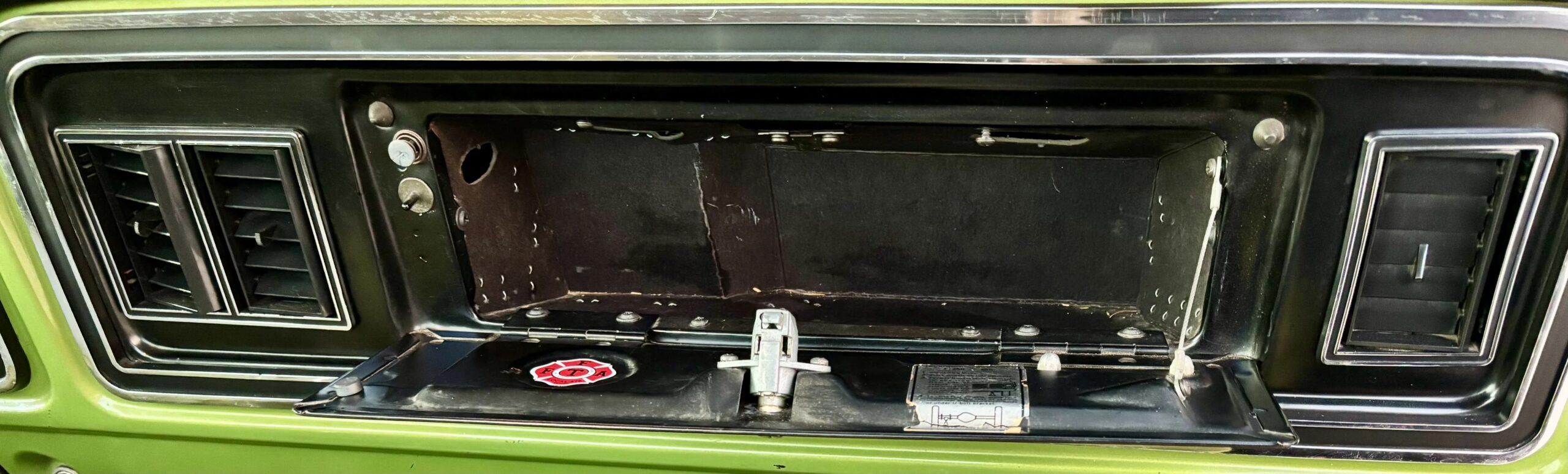 Ford-F350-2wd-regular-cab-1973-Green-Green-3