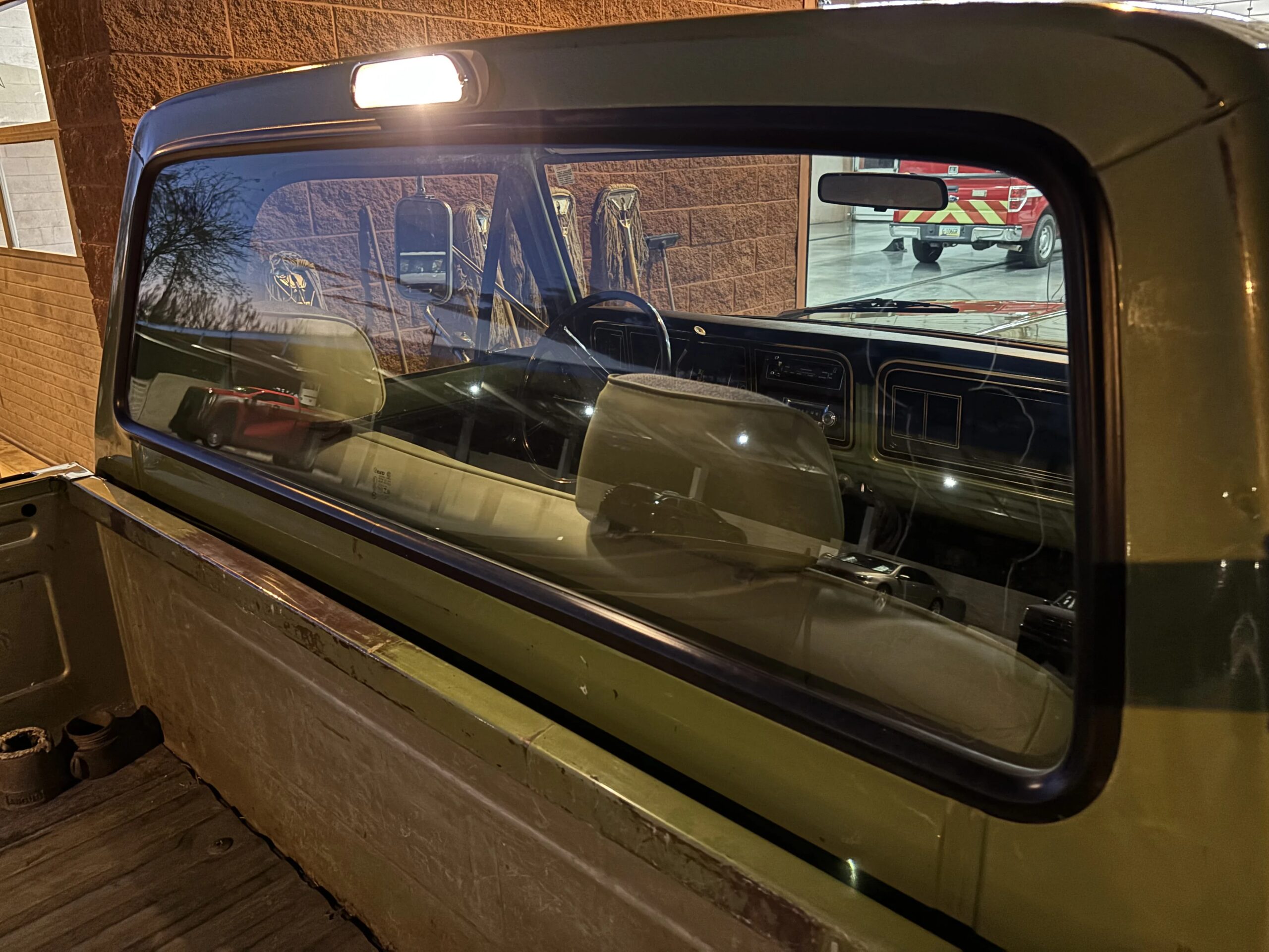 Ford-F350-2wd-regular-cab-1973-Green-Green-8