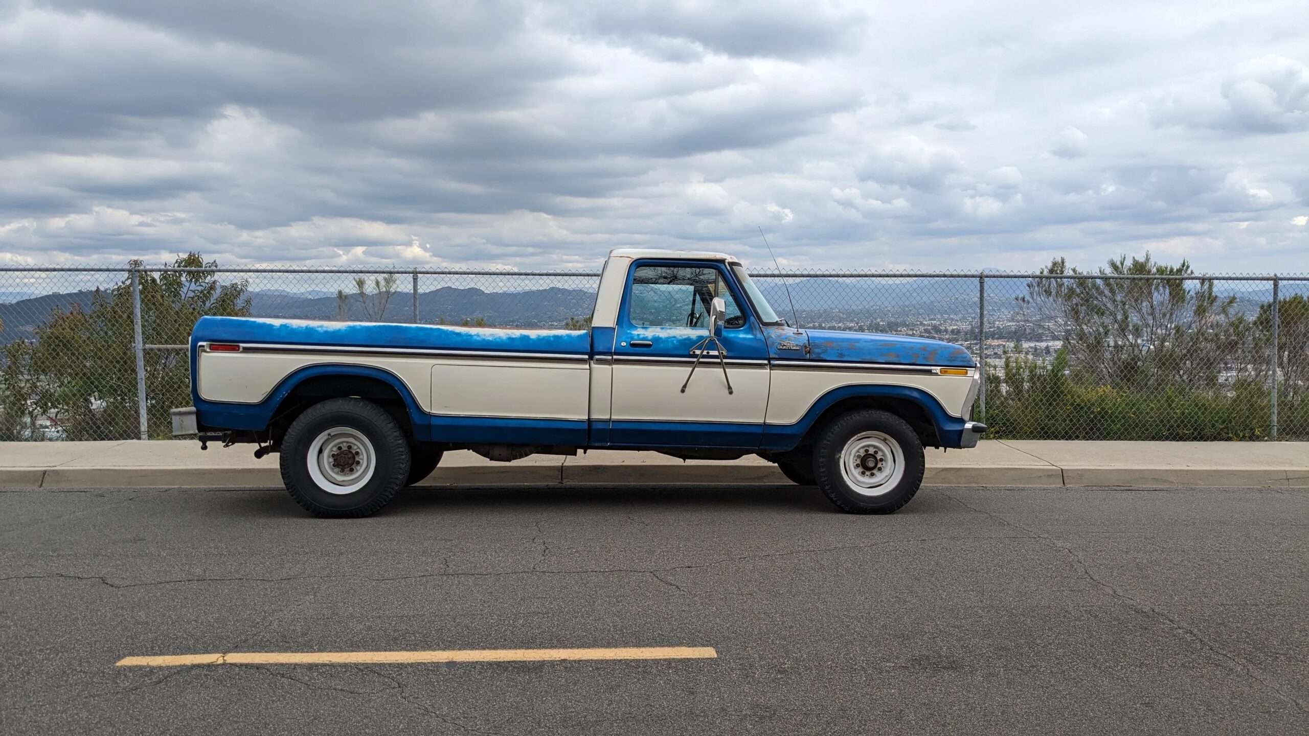 Ford-F350-2wd-regular-cab-1977-Blue-1