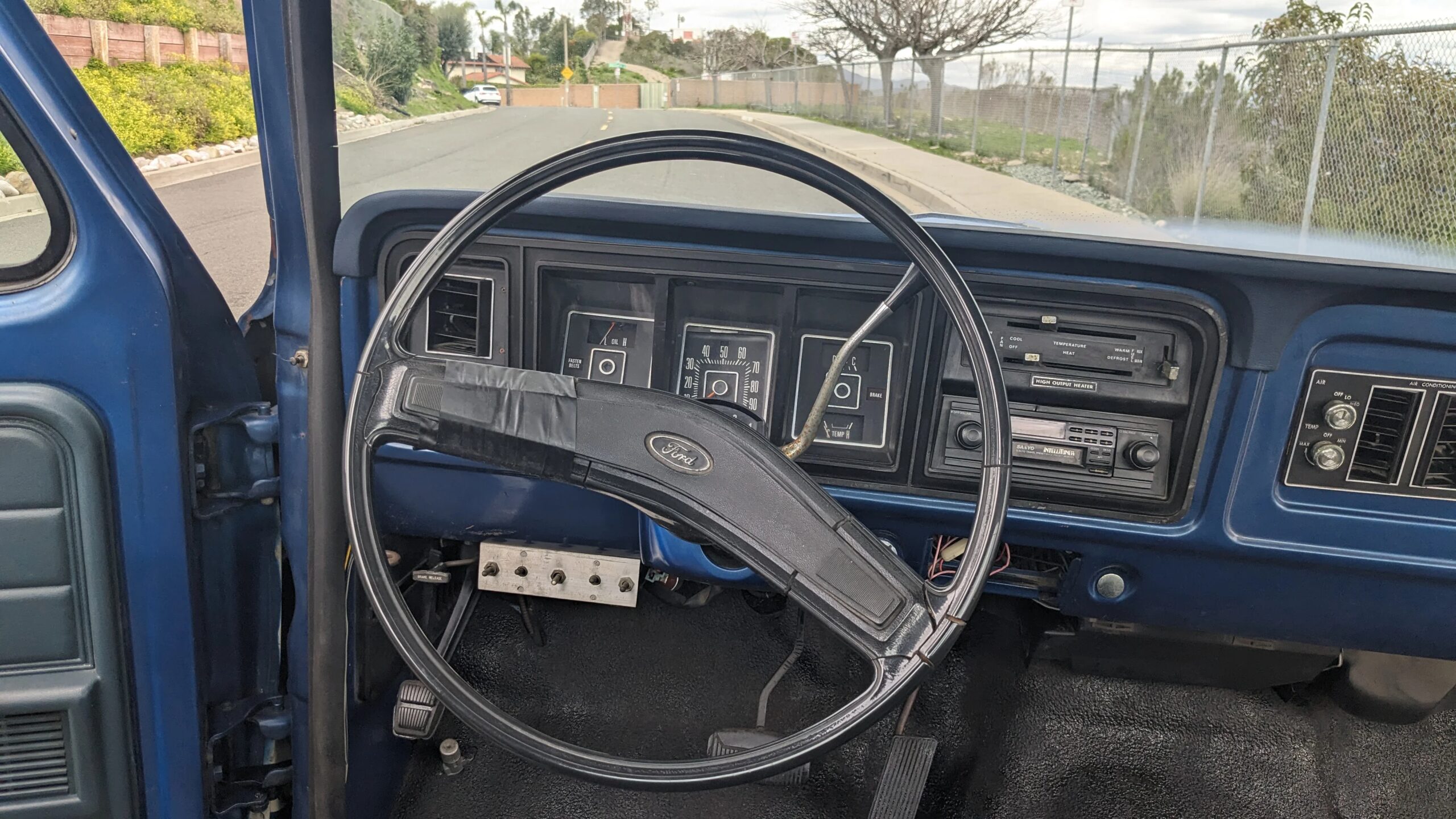 Ford-F350-2wd-regular-cab-1977-Blue-9