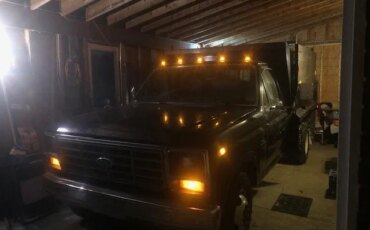 Ford-F350-2wd-regular-cab-1984-Blue-Blue-26