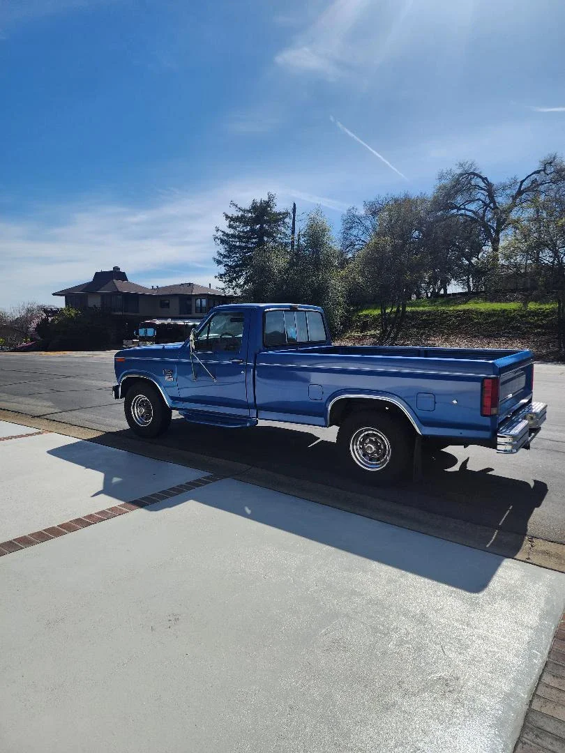 Ford-F350-2wd-supercab-1985-Blue-Blue-1