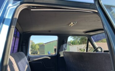 Ford-F350-4x4-crew-cab-1990-Blue-Blue-3