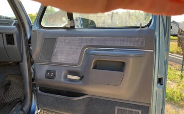 Ford-F350-4x4-crew-cab-1990-Blue-Blue-50