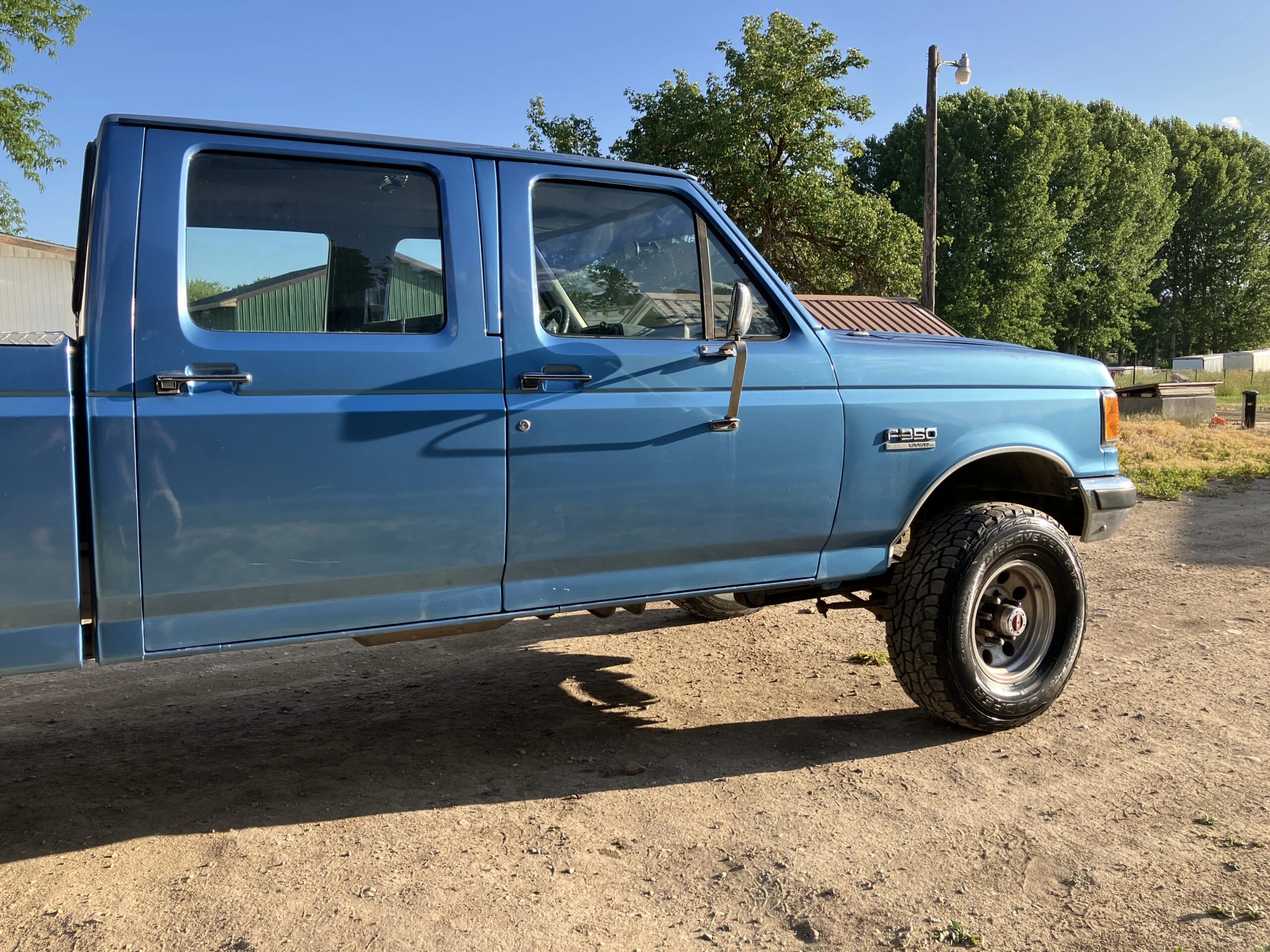 Ford-F350-4x4-crew-cab-1990-Blue-Blue-54