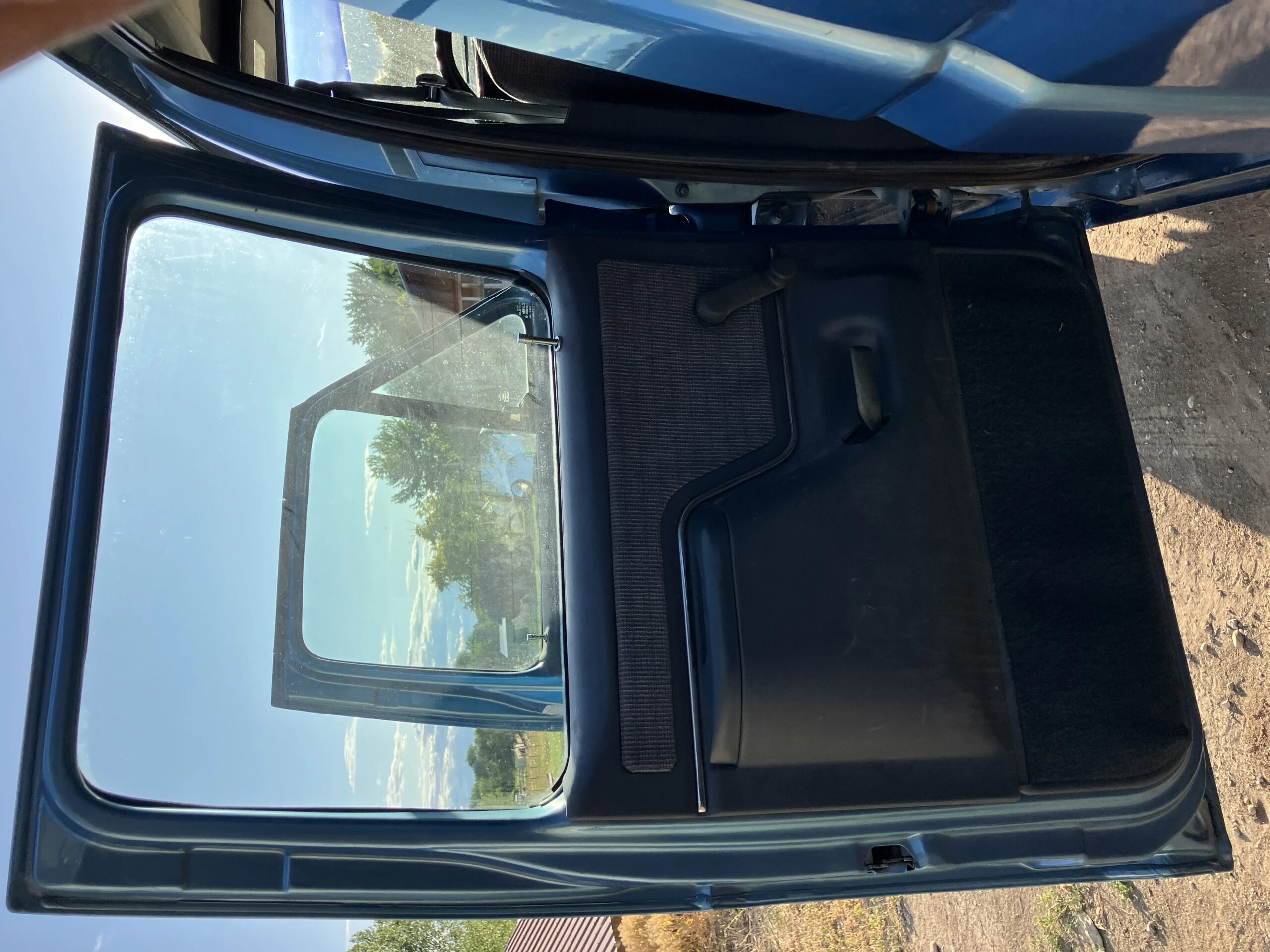 Ford-F350-4x4-crew-cab-1990-Blue-Blue-64