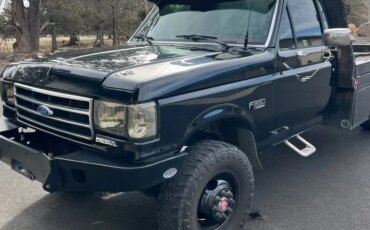 Ford-F350-4x4-regular-cab-1990-Black-Red