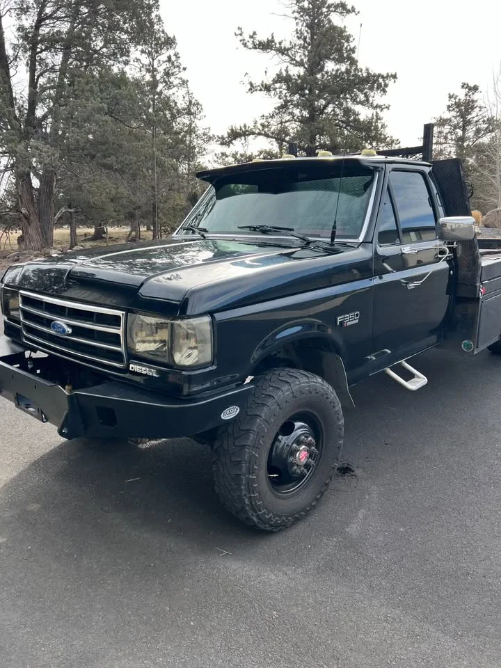 Ford-F350-4x4-regular-cab-1990-Black-Red