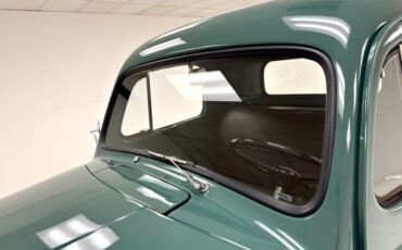 Ford-F4-1950-Glade-Green-Black-13