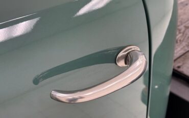 Ford-F4-1950-Glade-Green-Black-16