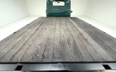 Ford-F4-1950-Glade-Green-Black-26