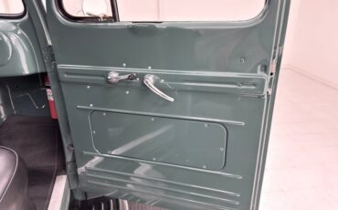 Ford-F4-1950-Glade-Green-Black-28