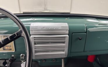 Ford-F4-1950-Glade-Green-Black-38