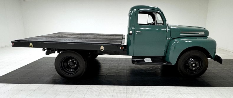 Ford-F4-1950-Glade-Green-Black-5