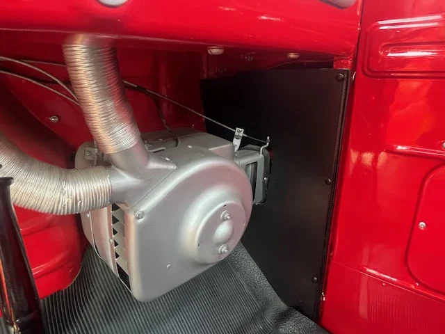 Ford-F4-1952-Red-Red-5