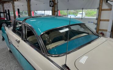 Ford-Fairlane-1955-Sedan-10