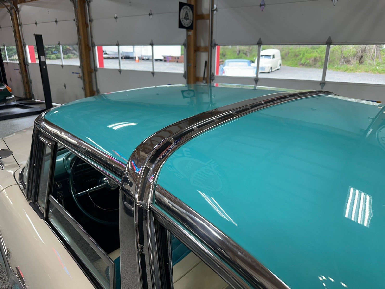 Ford-Fairlane-1955-Sedan-11