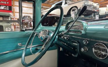 Ford-Fairlane-1955-Sedan-39