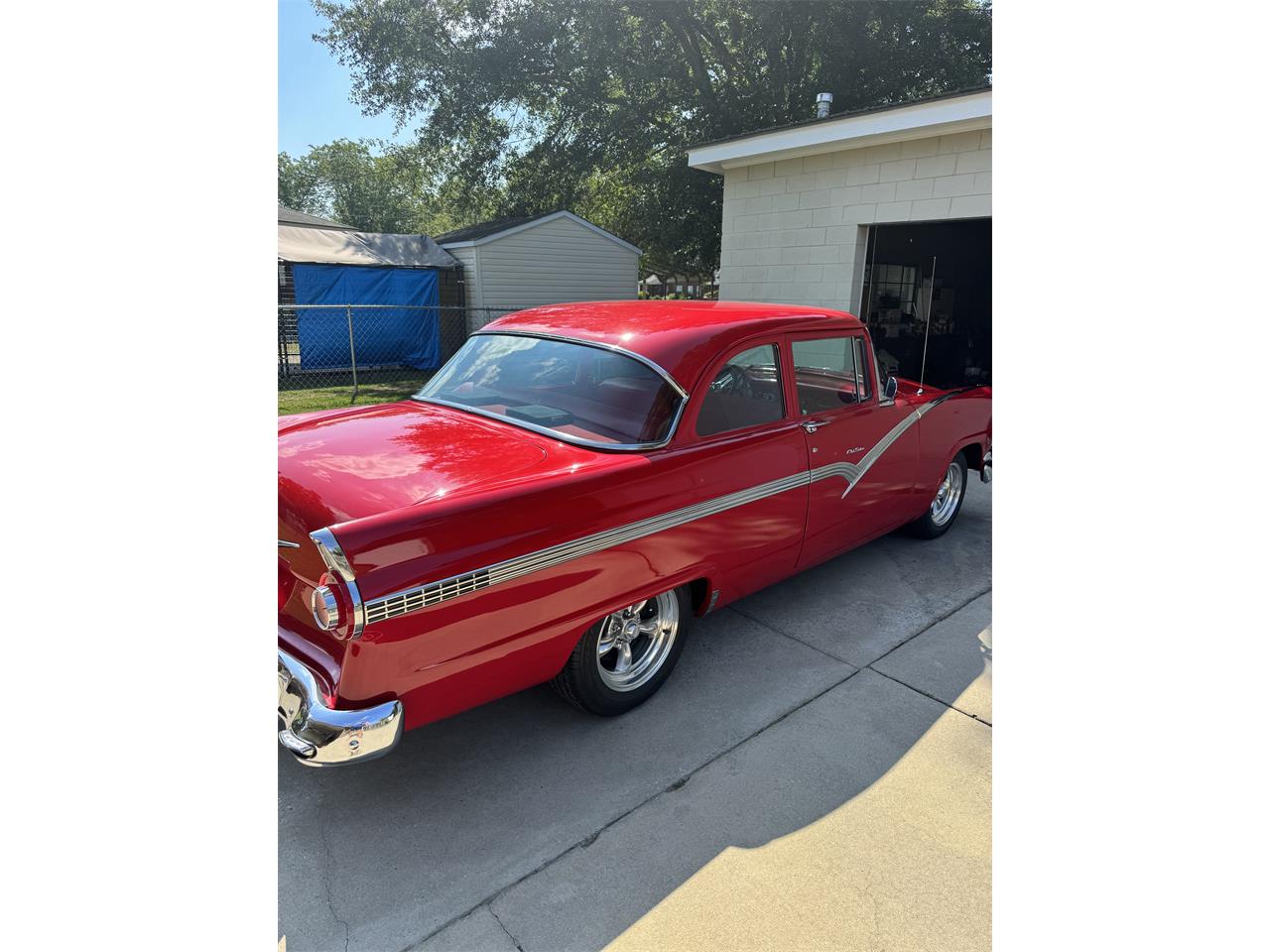 Ford-Fairlane-1956-Red-Red-and-white-11