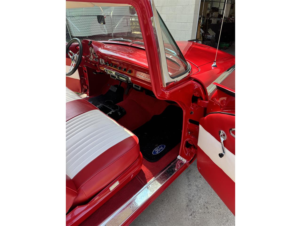 Ford-Fairlane-1956-Red-Red-and-white-20