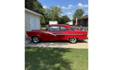 Ford-Fairlane-1956-Red-Red-and-white