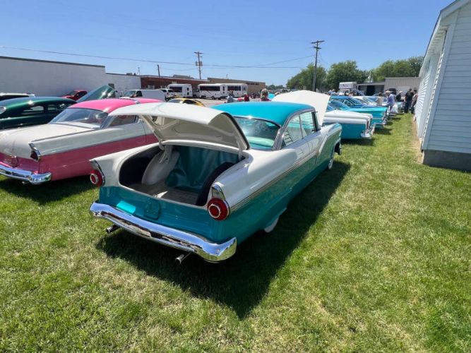 Ford-Fairlane-1956-TurquoiseWhite-TurquoiseWhite-Clot-17