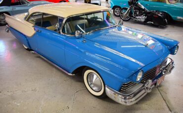 Ford-Fairlane-1957-1